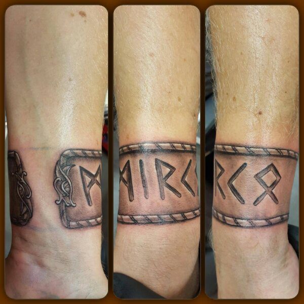 Wikinger-Tattoos – Die verborgene Kraft der Runen und Symbole
